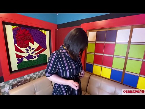 ❤️ Cutis Iaponica cum magnis tits masturbates cum sex nugis et gaudens habet. Loquitur in colloquio de experientia stupri eius. Ingens tits et hirsutus pussy cum voce magna. Osakaporn Anal video at la.tvmarket.top